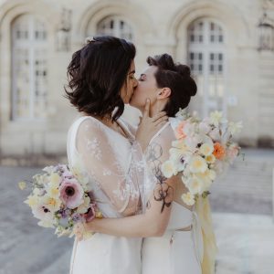 Un mariage civil en petit comité à Bordeaux